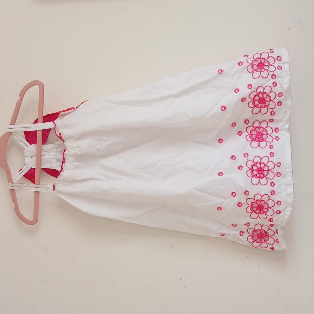 Camilla Halter Girls' Spring/ Summer dress with pink bow at back | Size 3T
